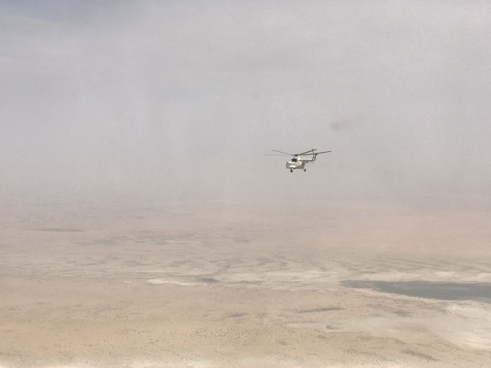 2017年8月8日，中國首支維和直升機分隊直升機飛行在蘇丹達爾富爾任務(wù)區(qū)上空。