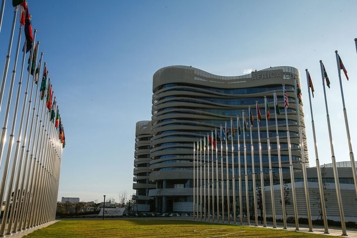 這是2024年1月31日在埃塞俄比亞首都亞的斯亞貝巴拍攝的非洲疾控中心總部大樓。新華社發(fā)（邁克爾·特韋爾德攝）