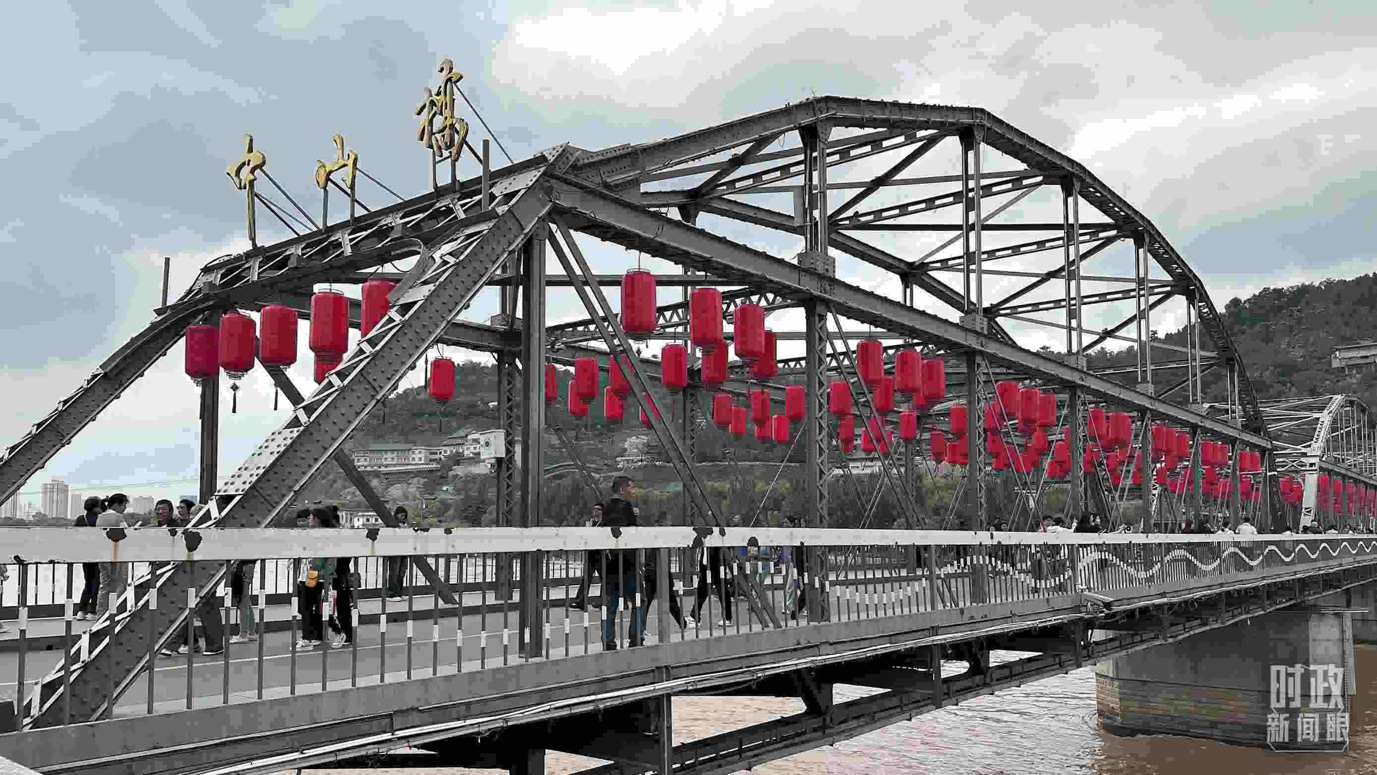 △中山橋。（總臺央視記者范一鳴、覃思拍攝）