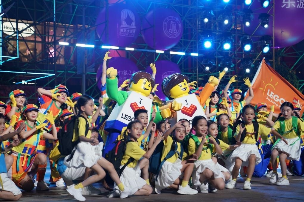 9月14日晚，演員在上海旅游節(jié)開幕式上表演。新華社發(fā)（陳浩明 攝）