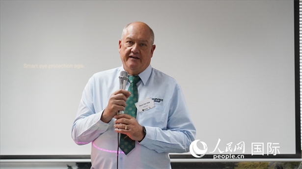 碩豐集團市場總監(jiān)迪恩·范·維克發(fā)言。人民網(wǎng) 張茜攝