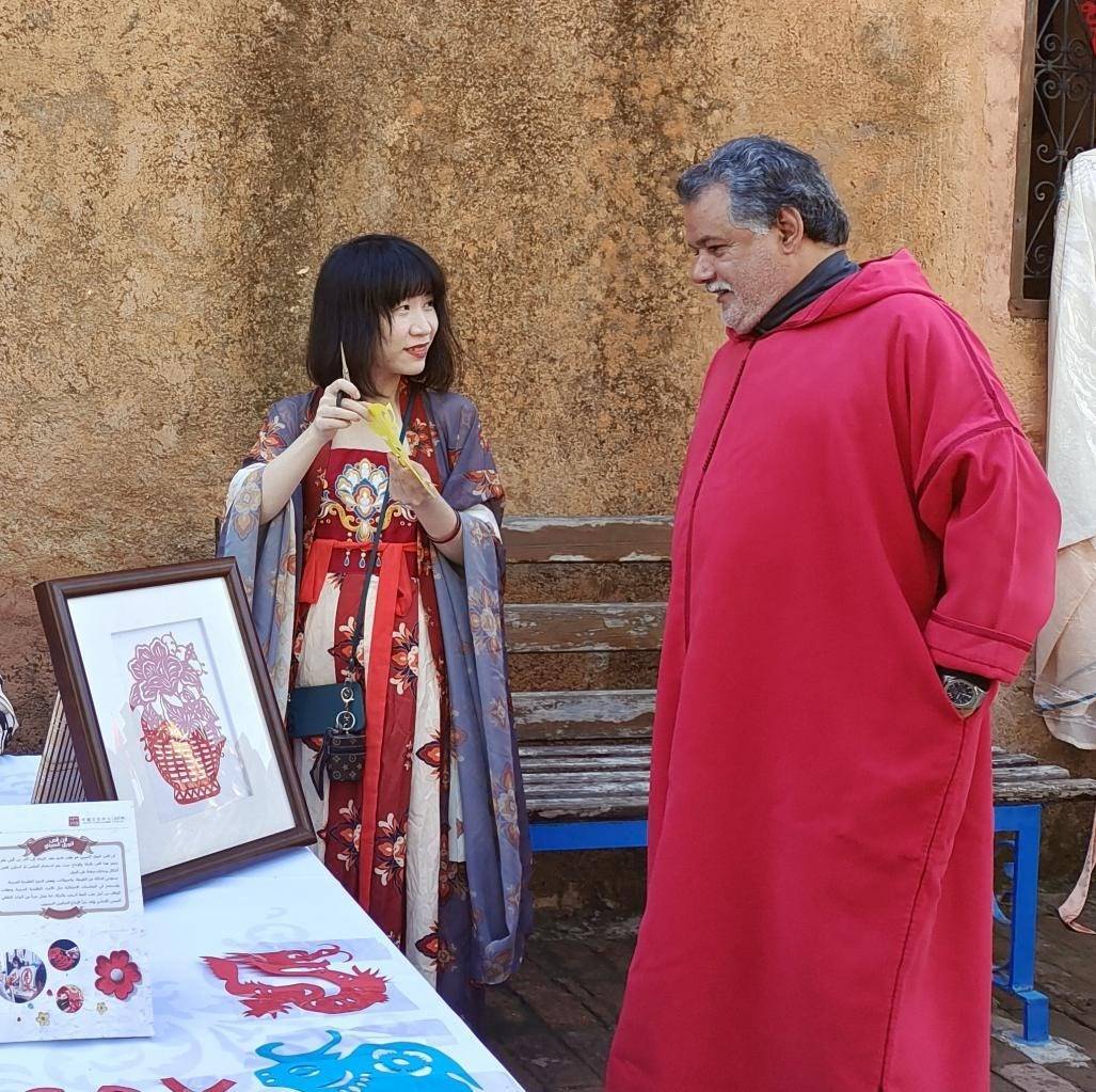 中國(guó)文化產(chǎn)品介紹。拉巴特中國(guó)文化中心供圖