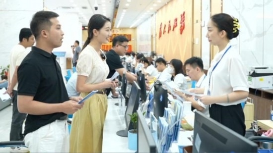 直播現(xiàn)場。海南省營商廳供圖