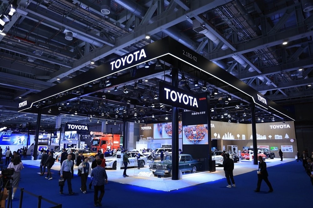 第七屆進(jìn)博會(huì)豐田展臺(tái)。人民網(wǎng)記者 車柯蒙攝