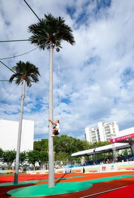 11月23日，海南隊選手曾祥天在比賽中。新華社記者 楊植森 攝