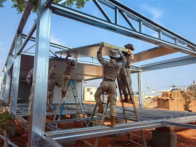 小組協(xié)同推進(jìn)工程任務(wù)。鄧原淘攝