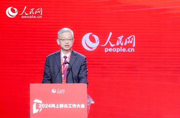 寧夏回族自治區(qū)銀川市委社會工作部副部長李卒作實踐分享。人民網(wǎng) 鄂智超攝