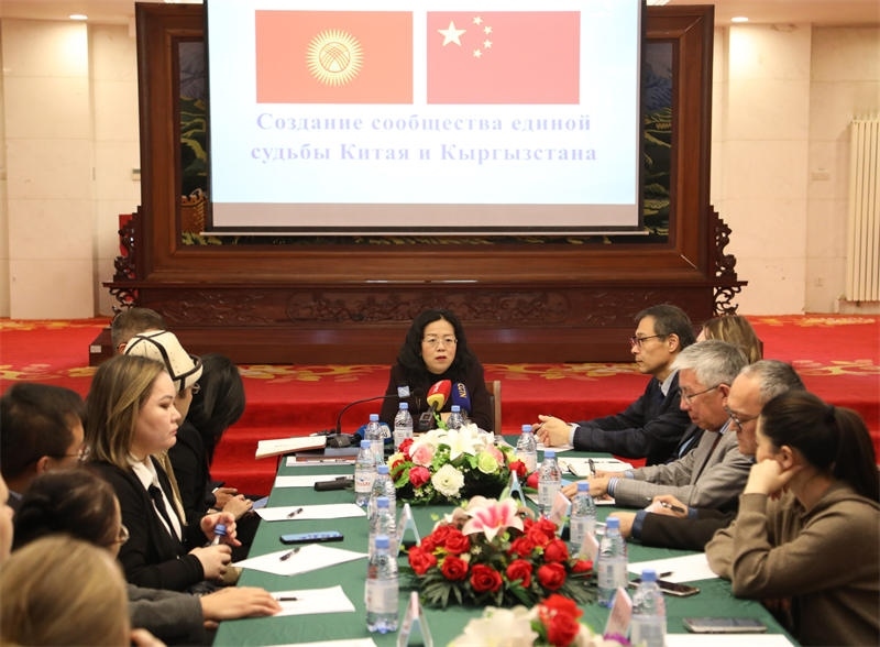 活動(dòng)現(xiàn)場(chǎng)。中國(guó)駐吉爾吉斯斯坦使館供圖