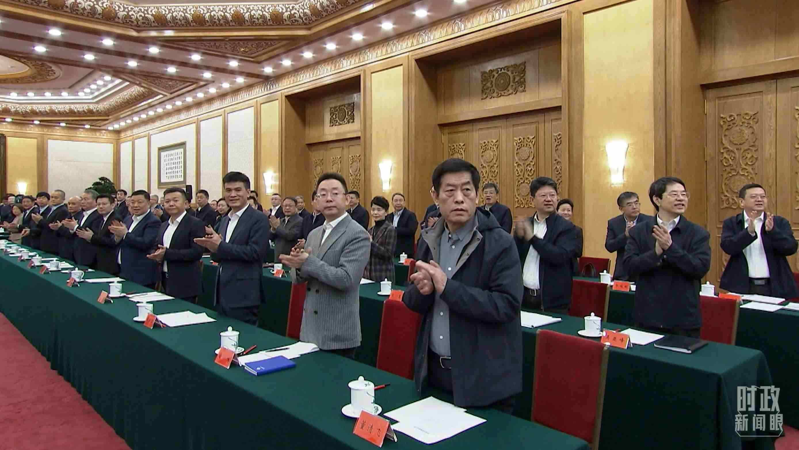 △2月17日，民營企業(yè)座談會現(xiàn)場。