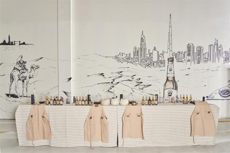 工廠內(nèi)設(shè)有互動區(qū)，參觀訪客可以親手制作麥芽飲料，受訪對象供圖