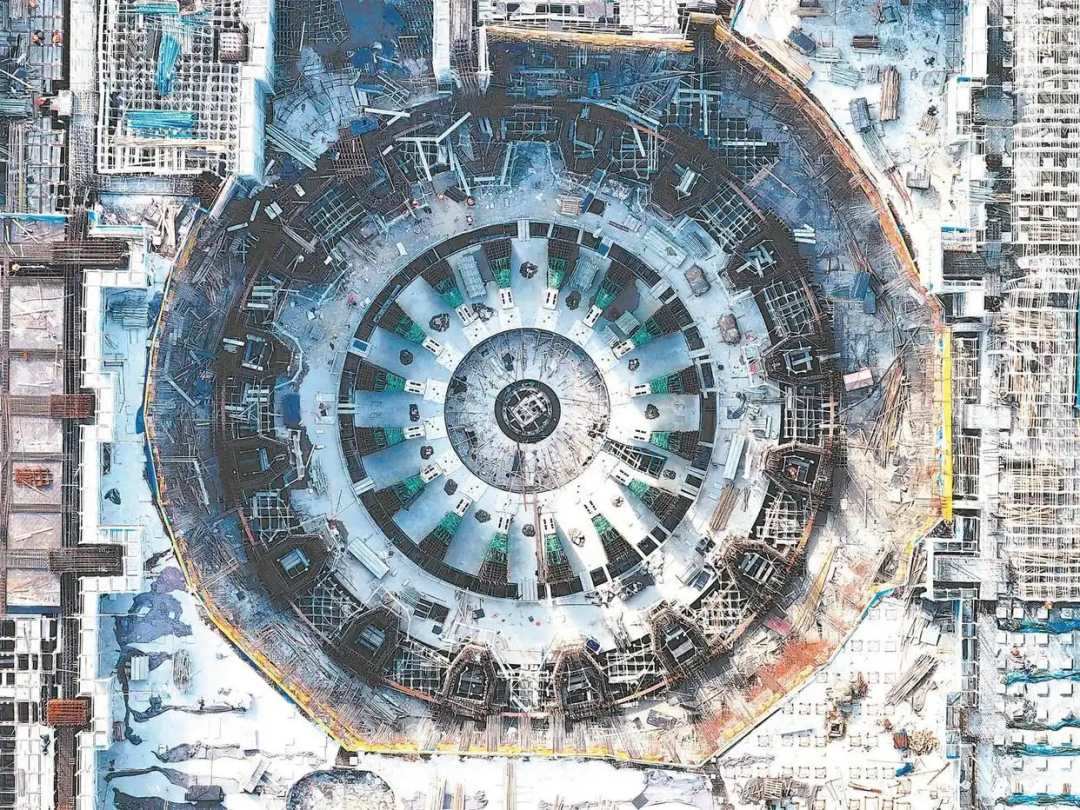 △中國(guó)科學(xué)院合肥物質(zhì)科學(xué)研究院等離子體所，緊湊型聚變能實(shí)驗(yàn)裝置（BEST）項(xiàng)目正加緊施工。