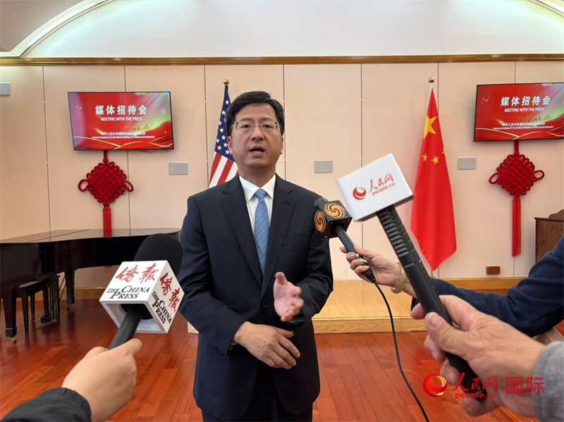 張建敏接受人民網(wǎng)等媒體記者采訪。人民網(wǎng) 鄧圩攝