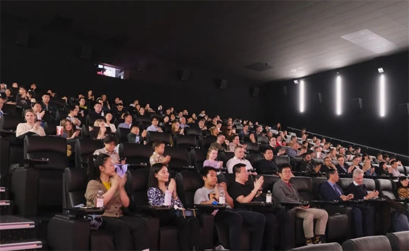 觀影現(xiàn)場(chǎng)。中國(guó)駐丹麥大使館供圖