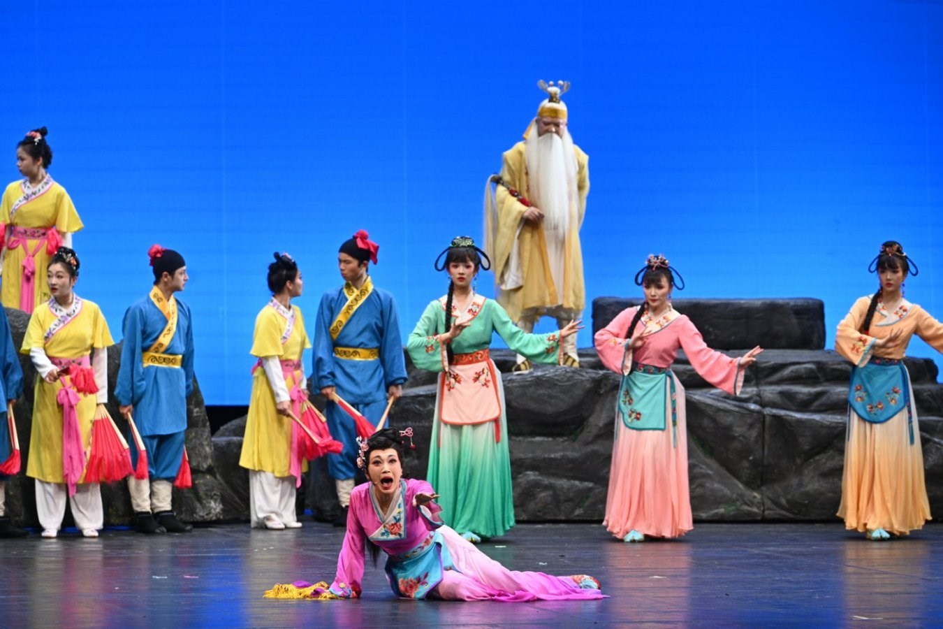 《七妹與蛇郎》演出劇照。國家大劇院供圖