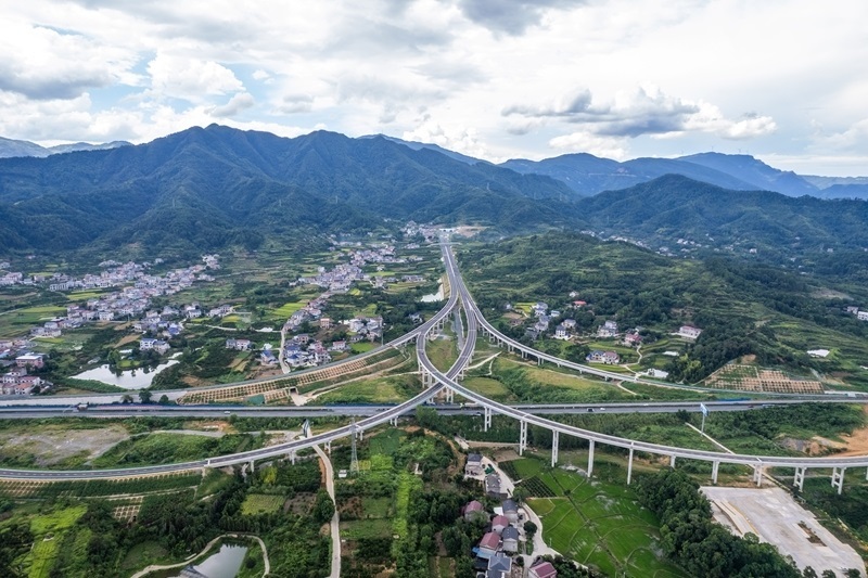 確?；緦?shí)現(xiàn)社會(huì)主義現(xiàn)代化取得決定性進(jìn)展——寫在黨的二十屆四中全會(huì)召開之際